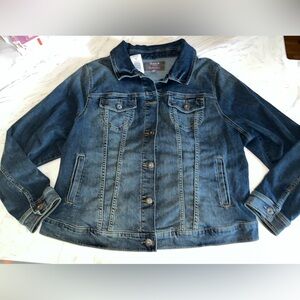 Torrid jean jacket coat denim new nwt 3x 22-24 blue button collar classic
